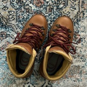 Danner mountain pass rio hiking boots
